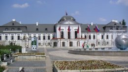 Nyílt napot tar az államfő a Grassalkovich-palotában