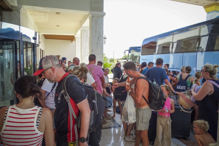 Egyelőre nem megy különgép a Rodoszban rekedt szlovákokért