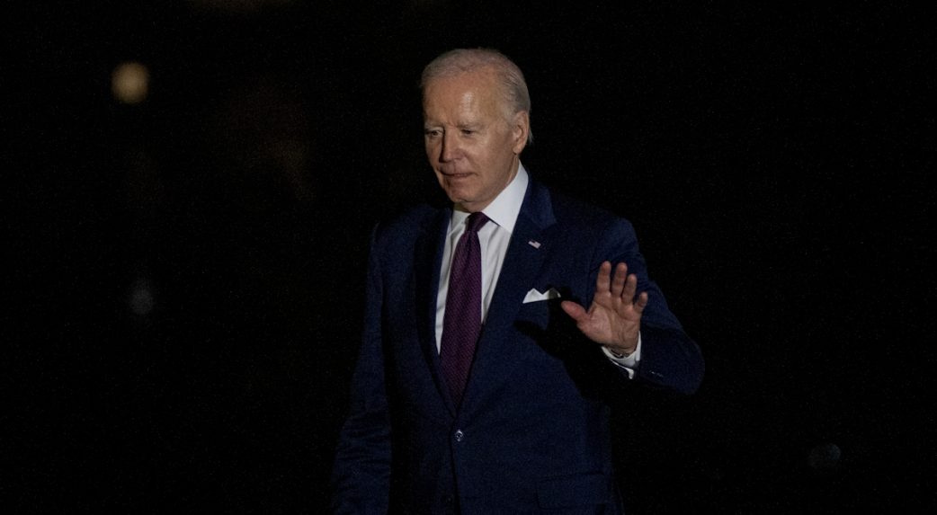 Biden: „A szenátus jóváhagyása után azonnal megy a katonai segély Ukrajnának“