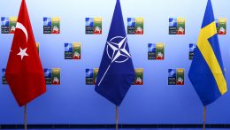 Szabad az út Svédországnak a NATO-ba