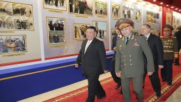 Észak-Koreában tartózkodik Szergej Sojgu orosz védelmi miniszter
