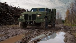 Elfogadta a 4×4-es járművekre vonatkozó amerikai ajánlatot a védelmi tárca