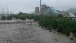 Minimum 11 halálos áldozata van az áradásoknak Pekingben