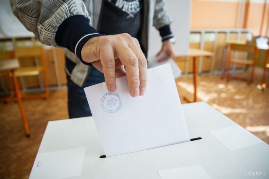 33 eurós bírságot kap, aki kiviszi a szavazólapot