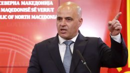 Terítéken Észak-Macedónia európai csatlakozása a szkopjei parlamentben