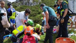 Gyerekekkel teli turistabusz zuhant le egy hegyi útról Spanyolországban