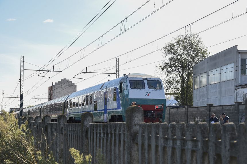 Olaszország: Öt vasúti munkás vesztette életét egy vonatbalesetben