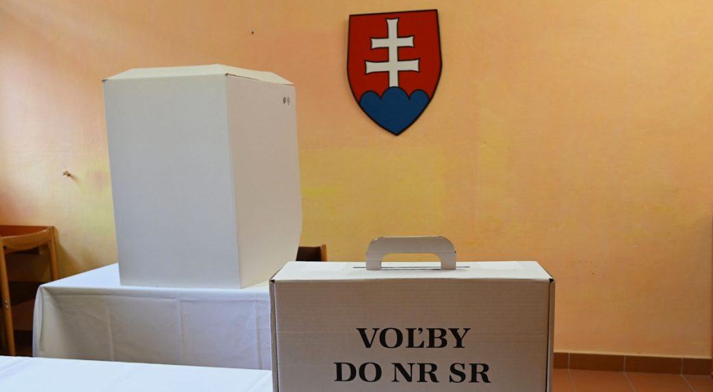 A választásokat a Smer-SD nyerné, hat párt jutna be a parlamentbe