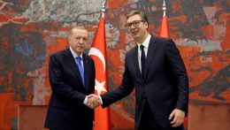 Szerb elnök: Belgrád számára fontos a Törökországgal fenntartott kapcsolat