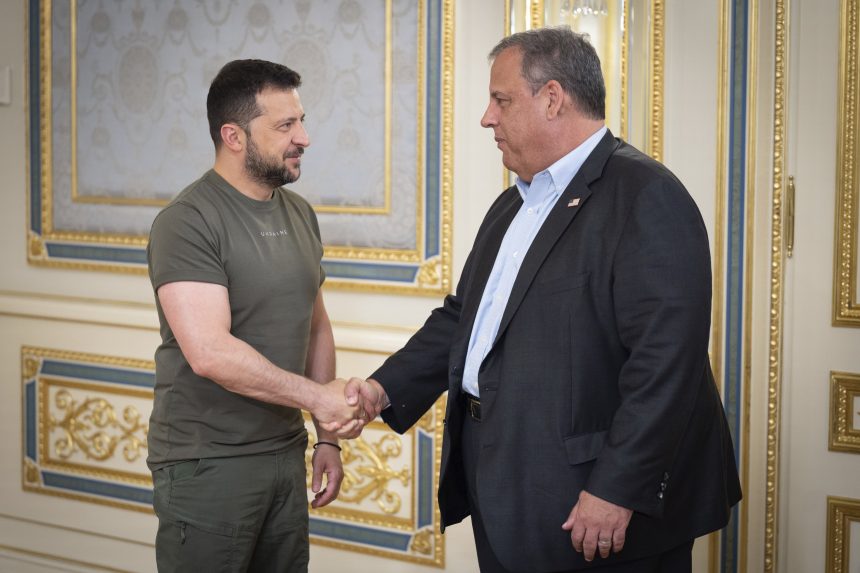 Donald Trump egy újabb riválisa találkozott Volodimir Zelenszkij elnökkel Kijevben