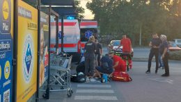 Bevándorlók között tört ki lövöldözés a szabadkai Lidl parkolójában