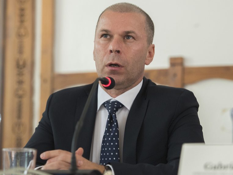 Vádat emeltek Peter Kovařik volt országos rendőrfőkapitány ellen