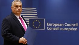 Orbán Viktor: aki a migrációt támogatja, az a terrorizmust is támogatja