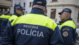A Pozsonyi Városi Rendőrség jövőre új egyenruhák vásárlását tervezi a rendőrök számára