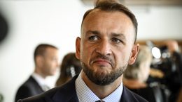 A PS és az SaS szerint is le kell mondania Šutaj Eštok belügyminiszternek