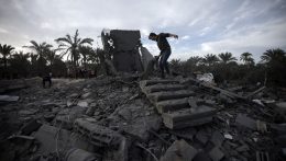 A korábbi megállapodással ellentétben nem kezdődik meg csütörtök délelőtt a tűzszünet a Gázai övezetben