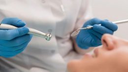 Hogyan ismerhetjük fel az illegálisan dolgozó fogorvost?