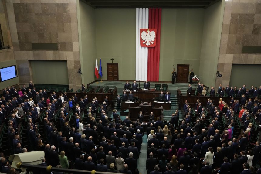 A szejm lemondásra szólította fel a lengyel igazságszolgáltatási tanács több tagját