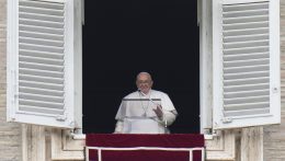 Felrázza-e Ferenc pápa az egyházat?