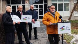 A roma szervezetek szerint is félrevezető volt Matovič 500 eurós választási ígérete