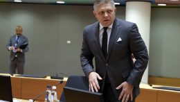 Hollandia csehországi nagykövetsége lemondta a Szlovákia politikai helyzetéről szóló beszélésgetést