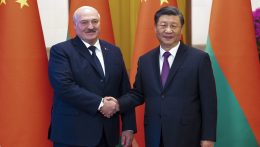 A Kínával való megbízható partnerséget méltatta Pekingben a Belarusz vezető