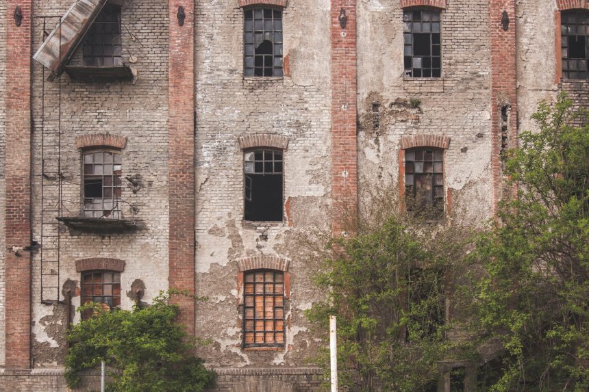 A lebontás fenyegeti a pelsőci történelmi ipari épületeket