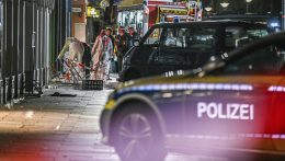Túszokat ejtett egy fegyveres egy németországi kávézóban
