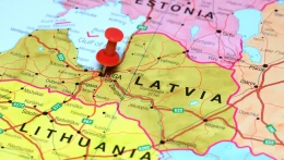 Lettország, Litvánia és Észtország szorosabbra zárja védelmi együttműködésüket