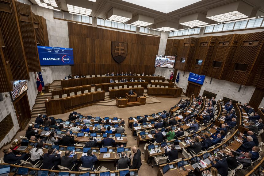 Kedden sem sikerült megnyitni a Šimkovičová leváltásáról szóló rendkívüli parlamenti ülést