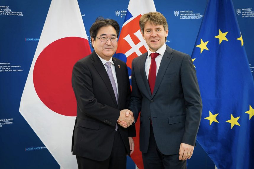 Szlovákia és Japán fokozni fogja a két ország együttműködését