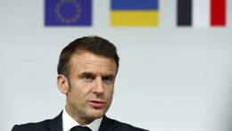 Macron a nyugati vezetők közül először beszélt arról, hogy nem zárja ki csapatok Ukrajnába küldését