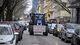 Országszerte zajlannak a gazdatüntetések