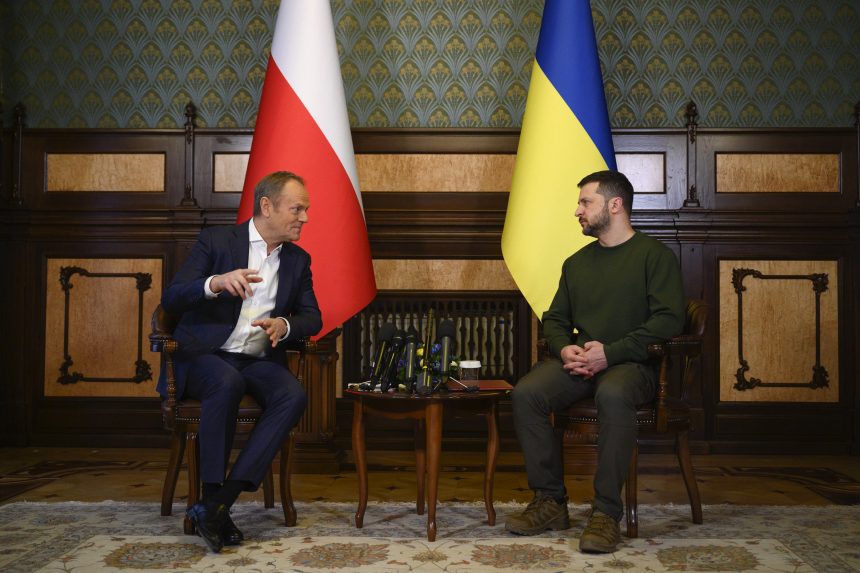 Varsó átmeneti kereskedelmi határzárról egyeztet Kijevvel