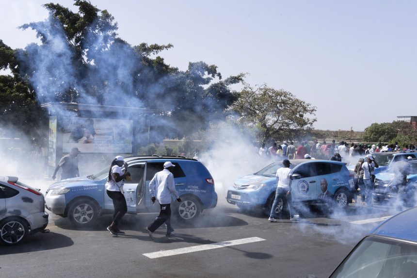 Tüntetést hirdetett az elnökválasztás elhalasztása után a szenegáli ellenzék