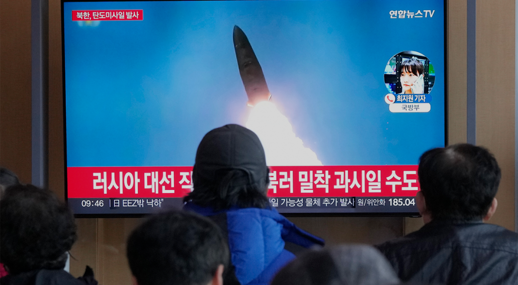 Ballisztikus rakétákat lőtt ki Észak-Korea