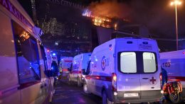 Fegyveresek nyitottak tüzet egy moszkvai koncertteremben