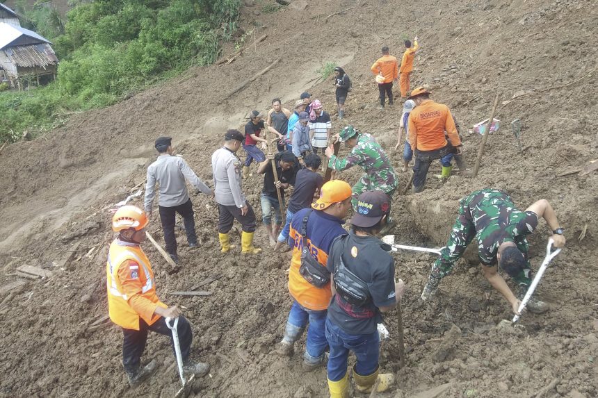 Legalább 18 halálos áldozata van egy indonéziai földcsuszamlásnak