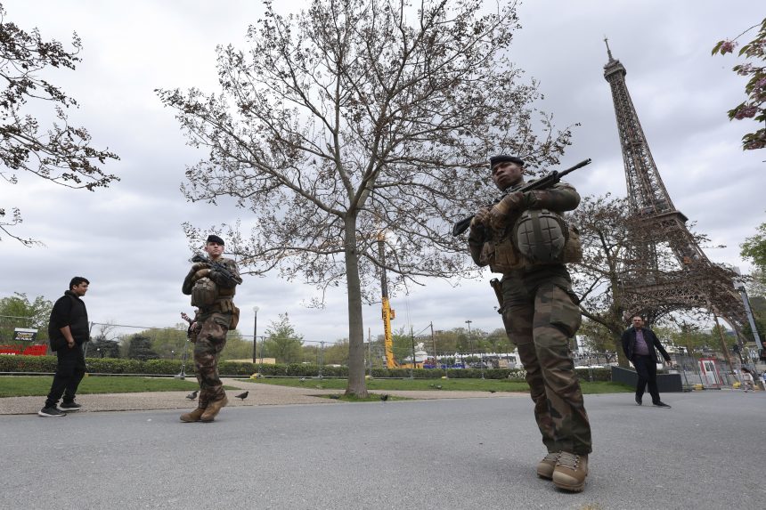 Külföldi biztonsági erők is felügyelik majd a biztonságot a párizsi olimpiai játékok alatt