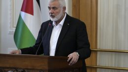 Egyelőre csak vizsgálja a Hamász tűzszüneti javaslatát az izraeli vezetés