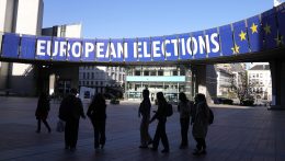 A felmérések a konzervatív erők győzelmét vetítik előre az európai uniós parlamenti választásokon