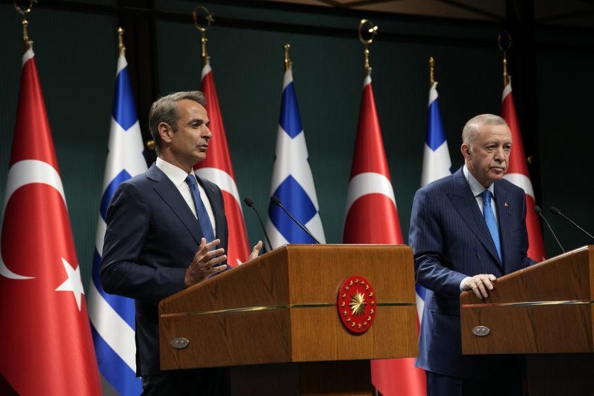 Erdogan és Micotákisz szerint is fényes jövő elé néznek a török-görög kapcsolatok