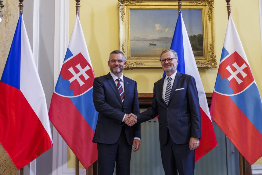Fiala szerint nagyon fontos a Csehország és Szlovákia közötti kapcsolatok fejlesztése