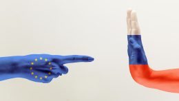 Elfogadták az orosz energiaszektort is sújtó 14. szankciócsomagot az uniós külügyminiszterek