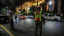 Hat külföldit találtak holtan egy bangkoki luxushotelben, a rendőrség cián nyomaira bukkant a közelükben
