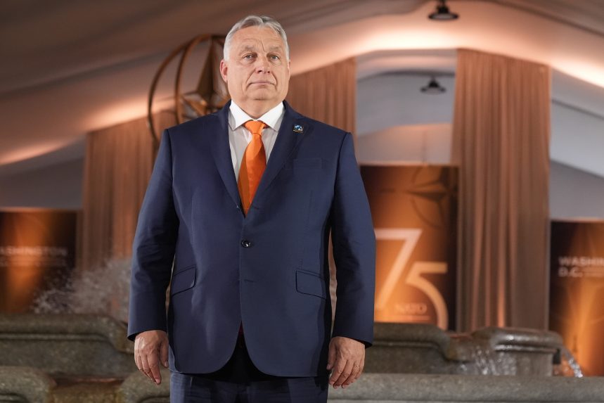 Milyen következményekkel járhat, ha Orbán Viktor továbbra is eszközként használja a soros elnökséget saját politikai céljai megvalósítására?