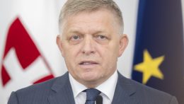 Robert Fico szombaton hivatalos látogatásra utazik Dél-Koreába