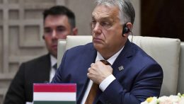 Orbán Viktor Biskekben: Európának új stratégiára van szüksége Ukrajnával szemben az amerikai választások után